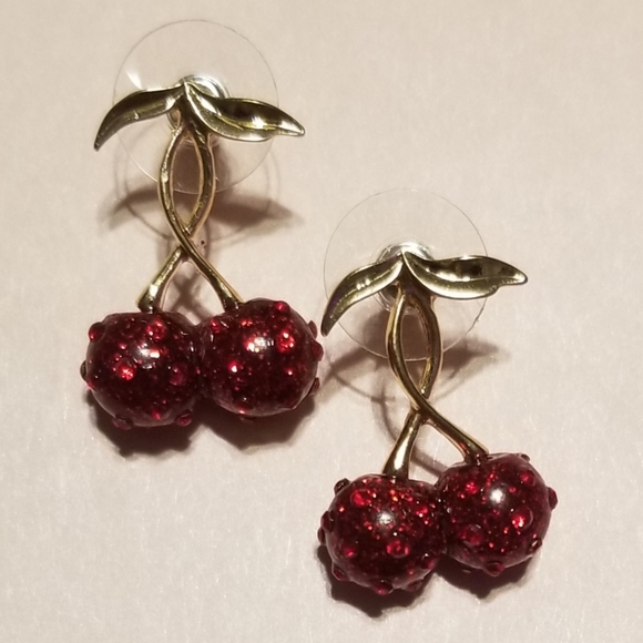 🍒 Cherry Picking 🍒 Earrings - Picture 2 of 5